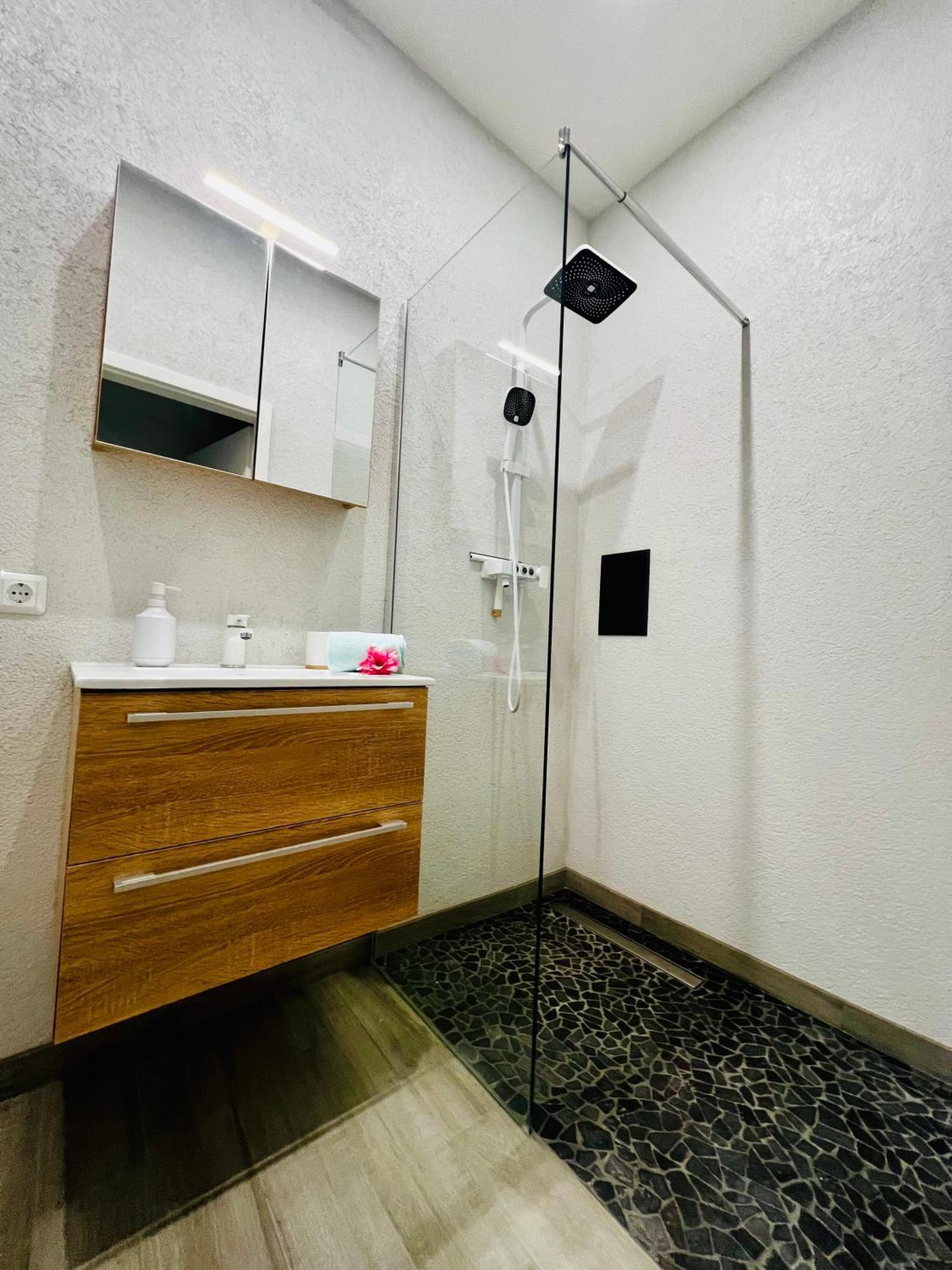 Holi Day Spa 2-Bett Zimmer App 4 Berlín Exteriér fotografie